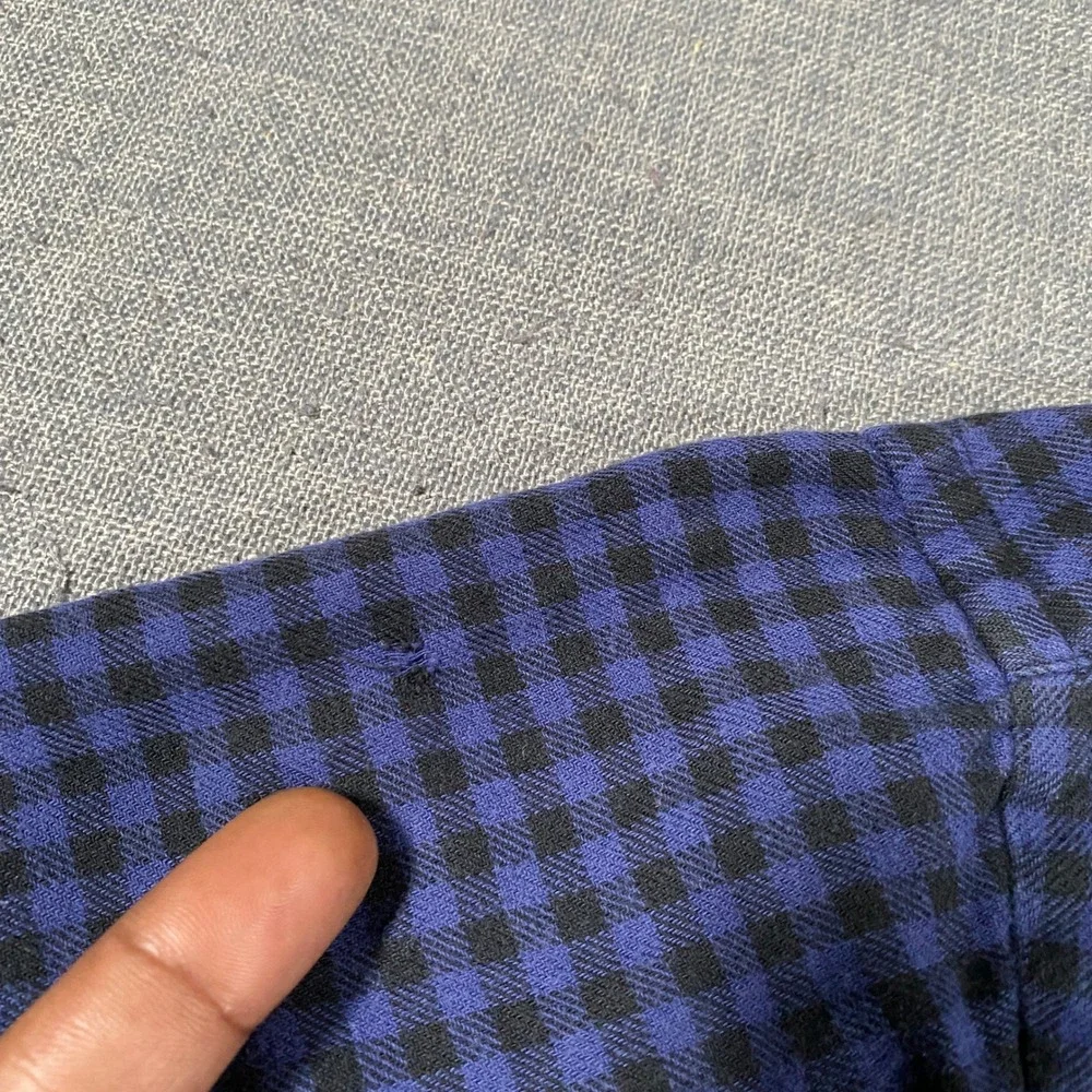 Uniqlo Flannel Shirt Mens Medium Blue Black Gingham Button Down Lightweigt